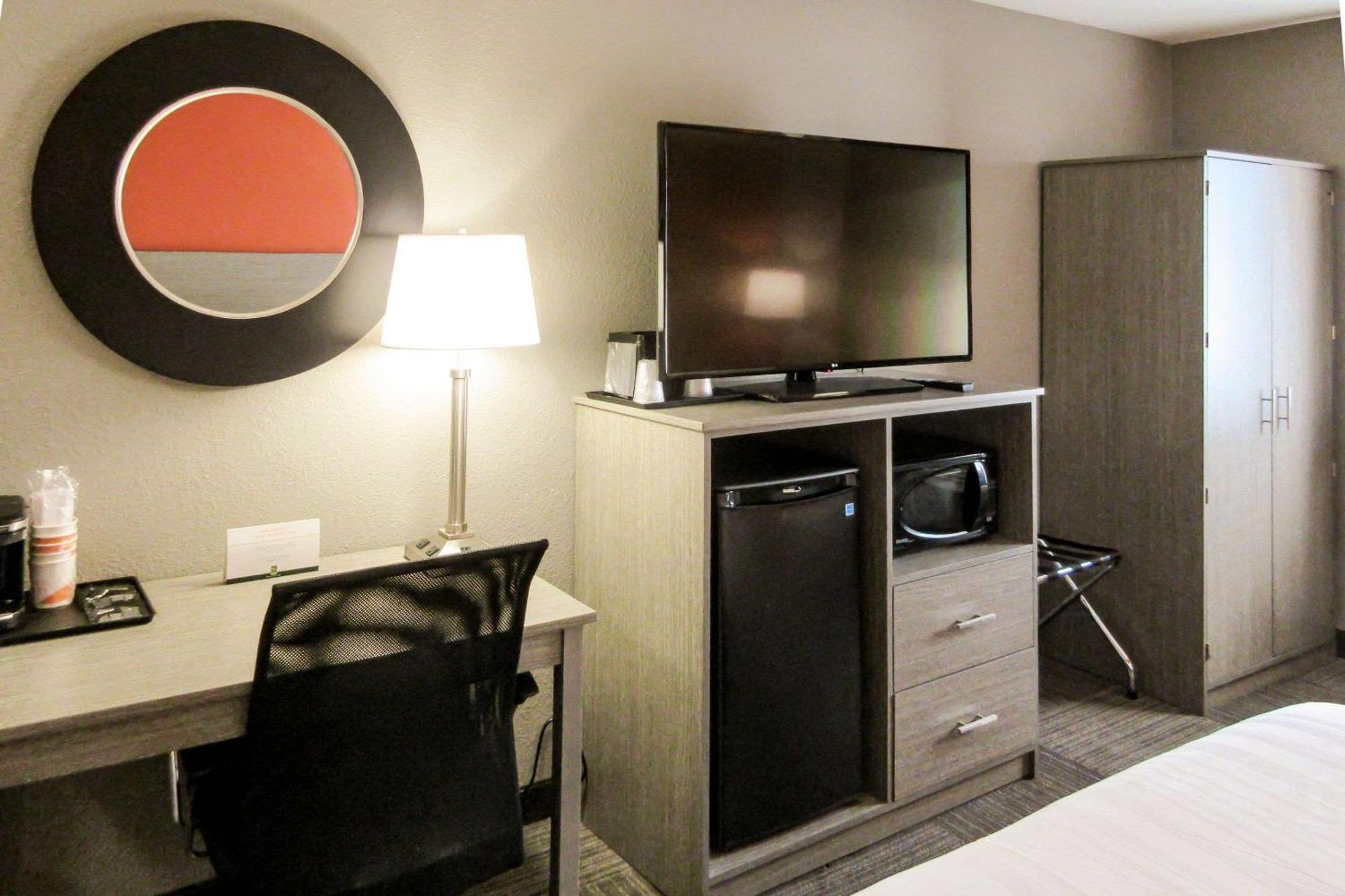Quality Inn & Suites Hammond Near I-8090 Εξωτερικό φωτογραφία